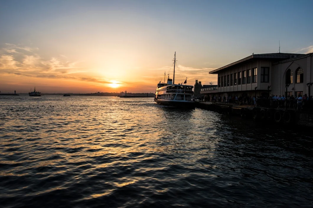 Musandam overnight tour dhow cruise with camping and fjord views from Dubai